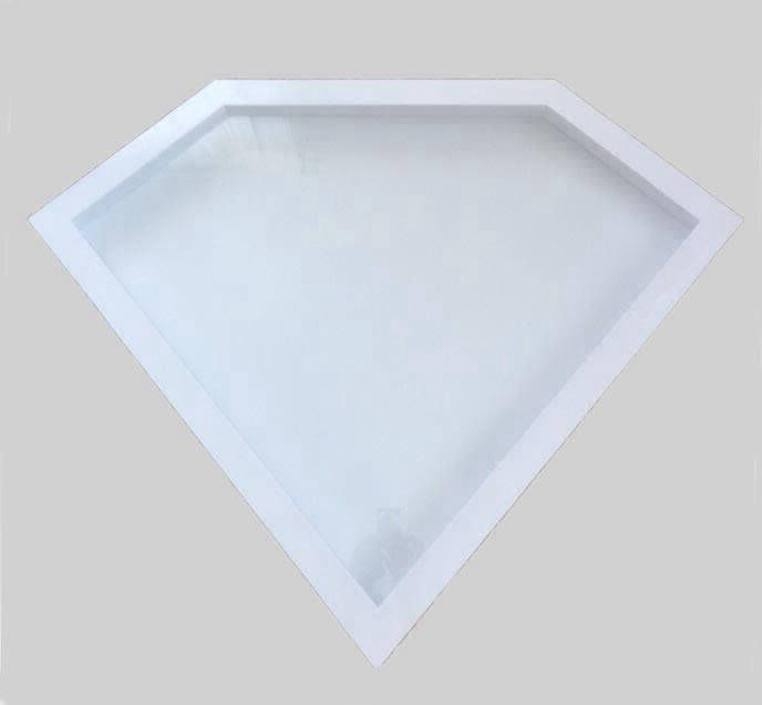 gablota-drewniana-mala-w-ksztalcie-diamentu-na-zamowienie
