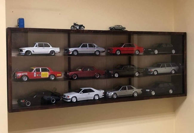 Witrynka na modele gablotka pojazdy figurki